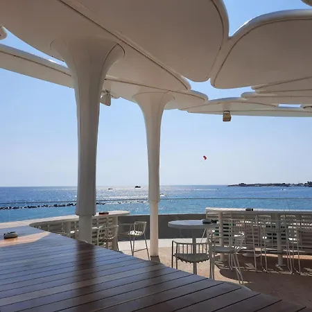 公寓 Kato Sea View With Pool Paphos