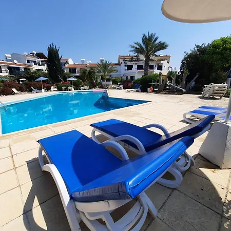 Apartment Kato Sea View With Pool Paphos