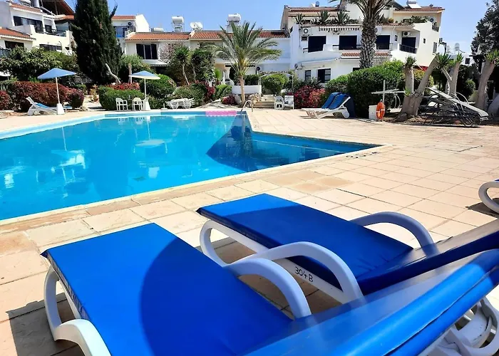 Kato Sea View With Pool アパート