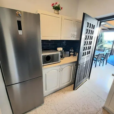 Kato Sea View With Pool Apartamento *