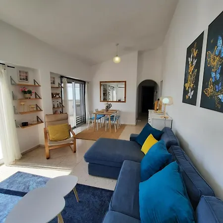 Apartamento Kato Sea View With Pool *